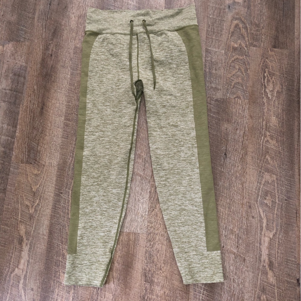 PINK Active leggings